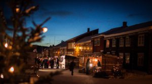 Stemning i Bergmannsgata fra Sangerhuset 2 Julemarked foto Bjørg Moen Skancke